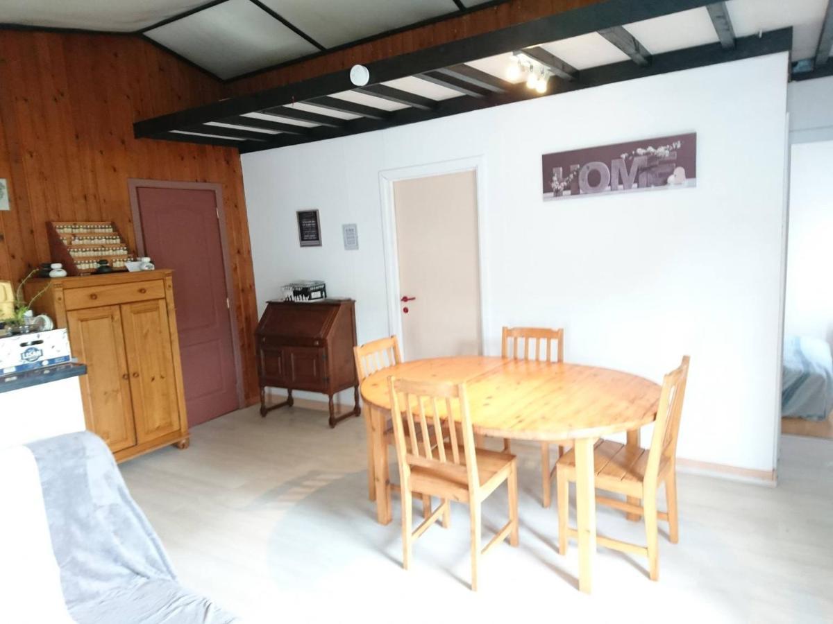 Patchou'S Cabane Villa Couvin Exterior photo